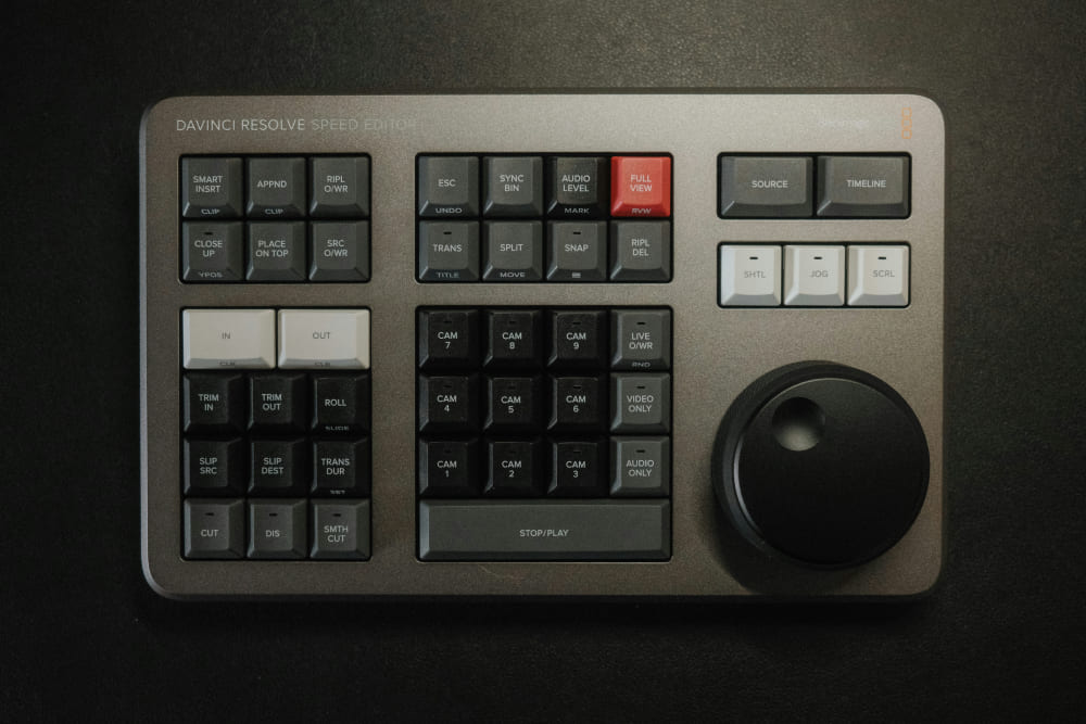 DaVinci Resolve editing controller