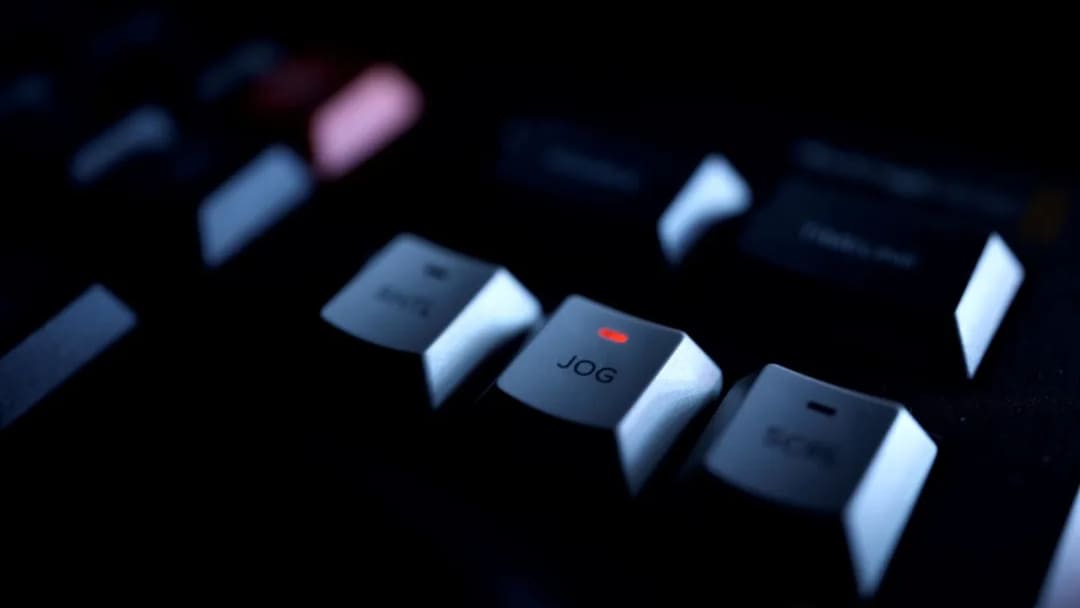 DaVinci Resolve Speed Editor light