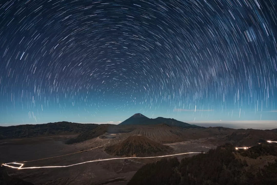 how star-trail photography works